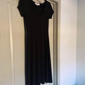 🖤 LOFT Black Ribbed Short-Sleeve Midi Dress with Front Slit – Size Small 🖤